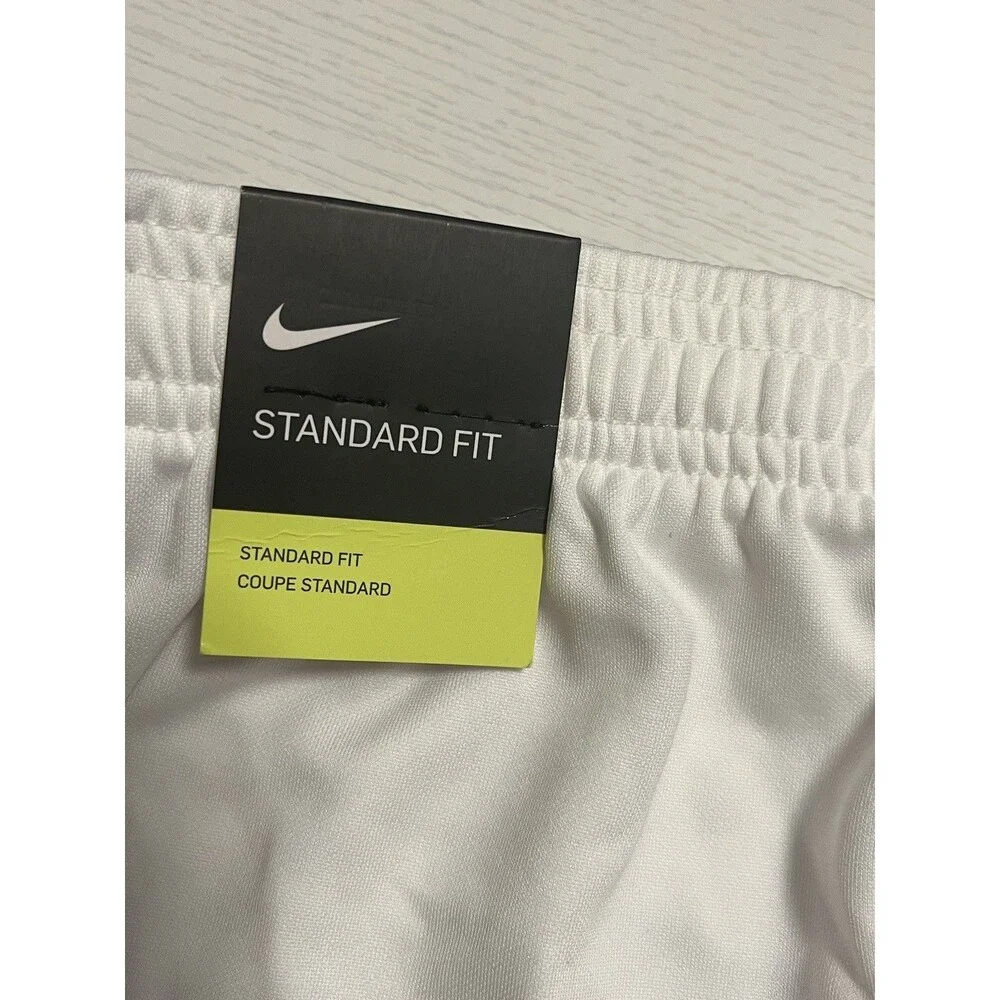 NWT Nike Youth Boys White Shorts Sz M